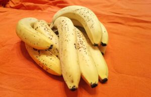 Banane - više od ukusnog voća s receptom za sirovi desert