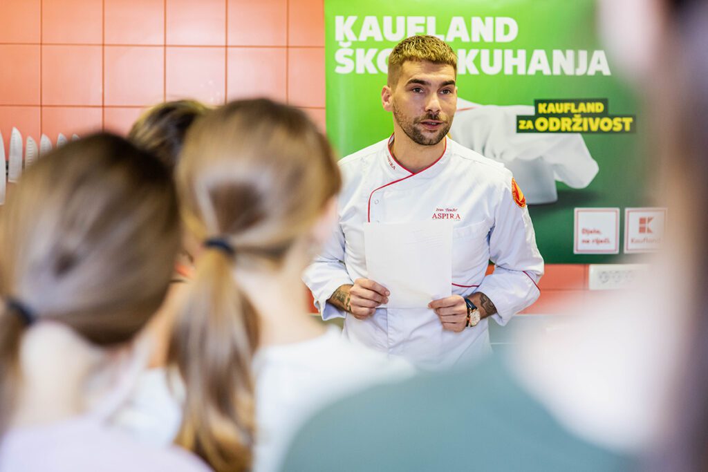 Škola kuhanja za mlade u Centru Maestral