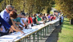 Štrudlafest – 3 kilometra štrudle za Guinnessov rekord